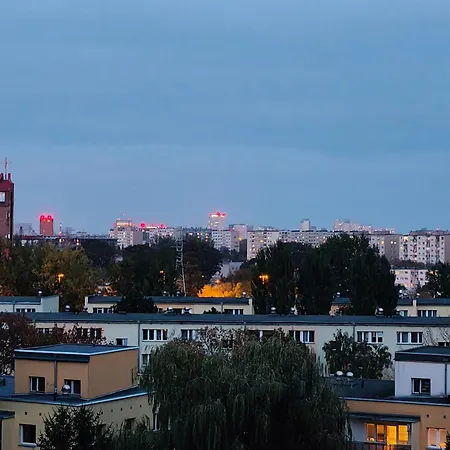 Skyline View Near Atlas Arena & Zoo Apartment
